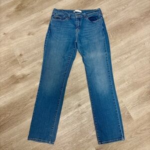 Levi’s 505 Straight Leg Jeans
